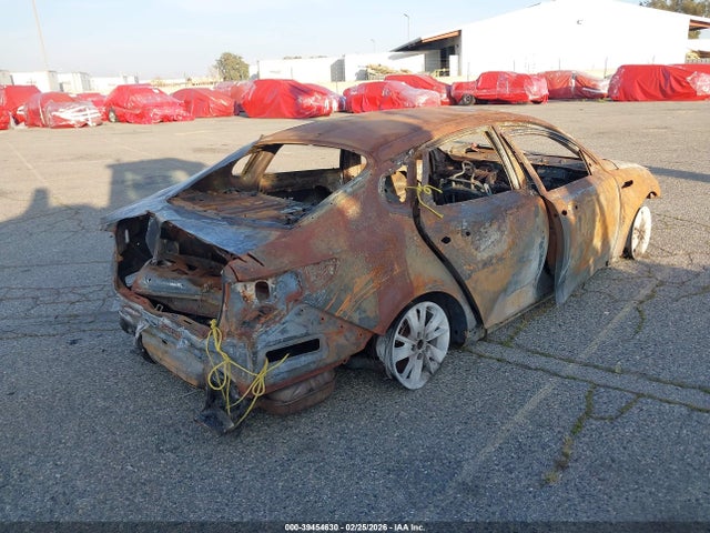 5XXGT4L35KG278333 KIA Optima Lx