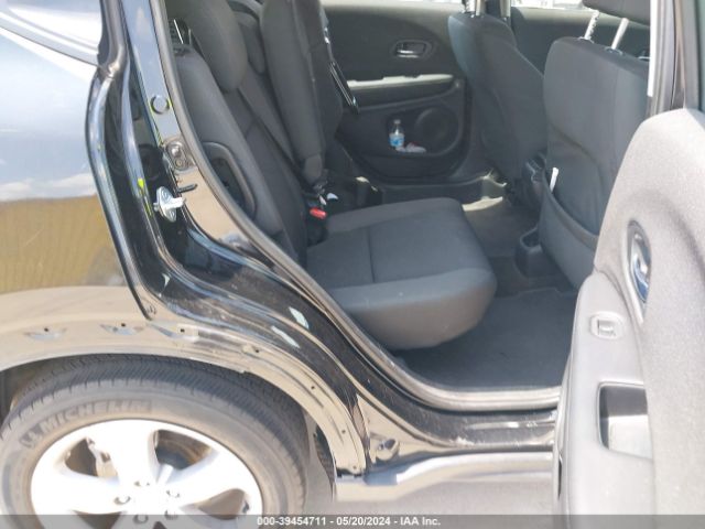 3CZRU6H38MM716154 Honda Hr-v Awd Lx