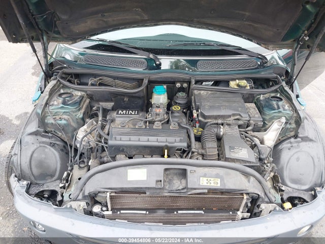 2005 MINI COOPER WMWRC33425TC58136 Photo 9