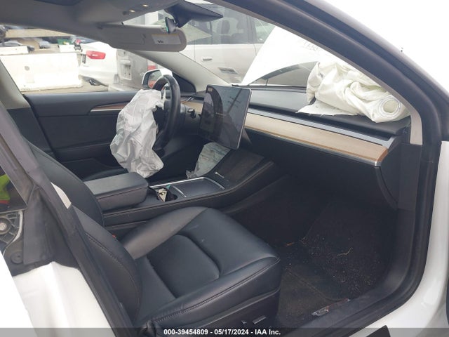 Tesla Model 3 Rear-wheel Drive 2022 5YJ3E1EA3NF143006 Image 5