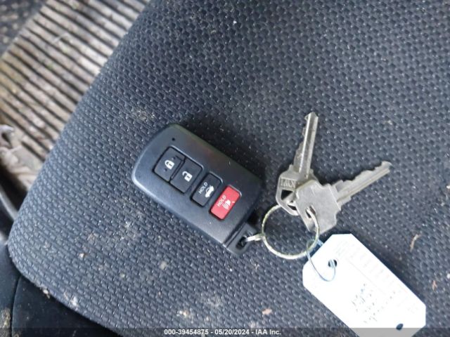 JTMRJREV3GD003801 Toyota Rav4 Hybrid Xle