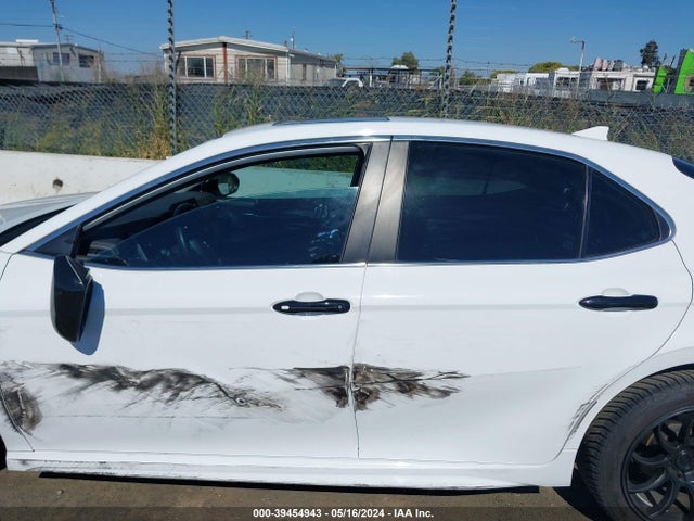 Toyota CAMRY SE 2022 4T1T11AK3NU641462 Image 14
