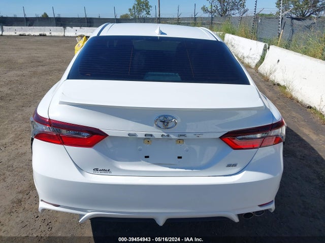 Toyota CAMRY SE 2022 4T1T11AK3NU641462 Image 16