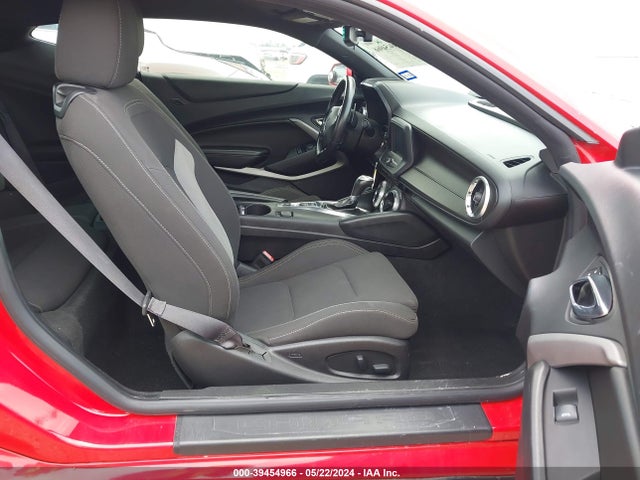 Chevrolet Camaro 1lt 2016 1G1FB1RS7G0167943 Image 5