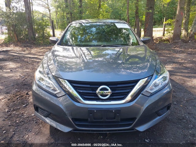 Nissan Altima 2.5 S 2018 1N4AL3AP2JC230508 Image 12