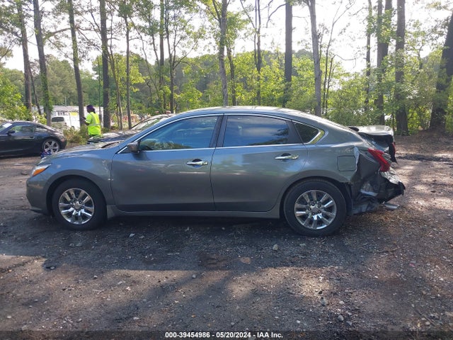 Nissan Altima 2.5 S 2018 1N4AL3AP2JC230508 Image 14