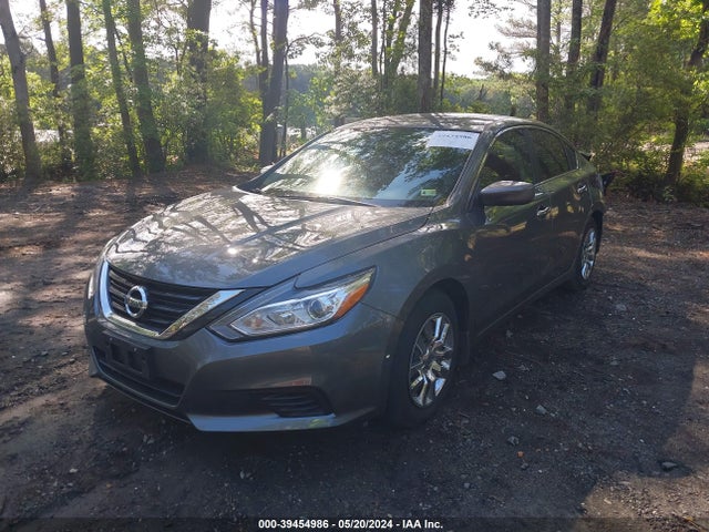 Nissan Altima 2.5 S 2018 1N4AL3AP2JC230508 Image 2
