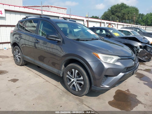 Toyota RAV4 LE 2018 2T3ZFREV5JW452912 main image