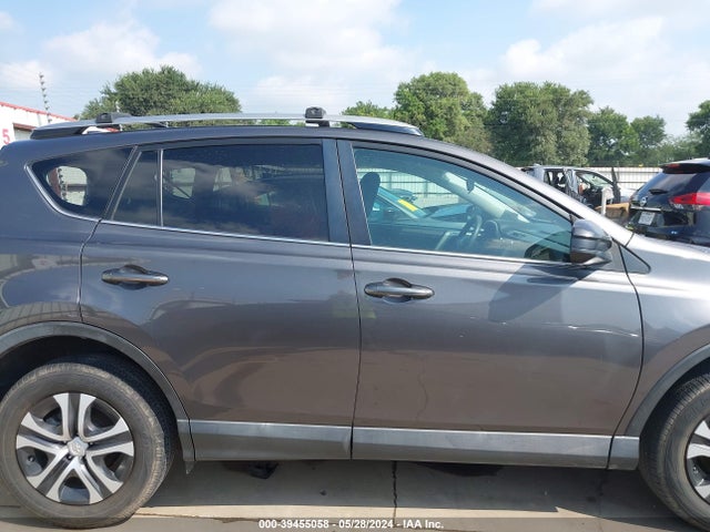 Toyota RAV4 LE 2018 2T3ZFREV5JW452912 Image 14
