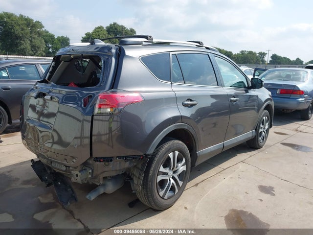Toyota RAV4 LE 2018 2T3ZFREV5JW452912 Image 4