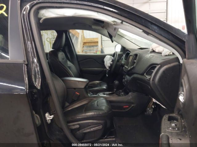 1C4PJMBX3KD483573 Jeep Cherokee Trailhawk 4x4
