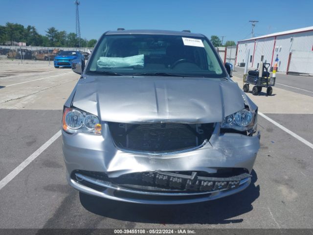 2C4RC1CG3GR167093 Chrysler Town & Country Touring-l Anniversary Edition