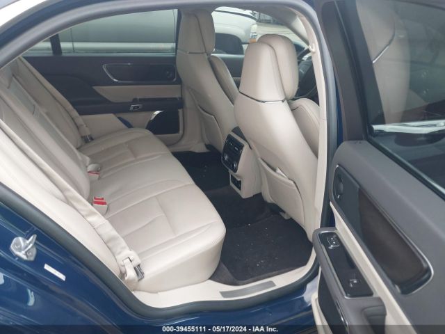 1LN6L9RP2J5603022 Lincoln Continental Reserve