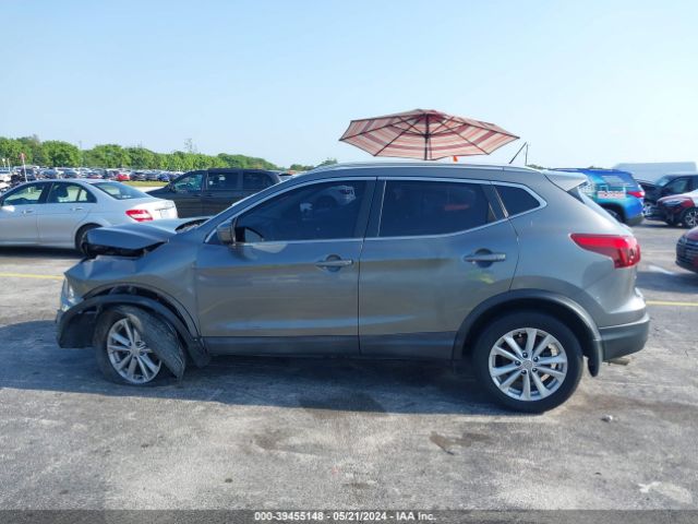 JN1BJ1CP3JW163862 Nissan Rogue Sport Sv