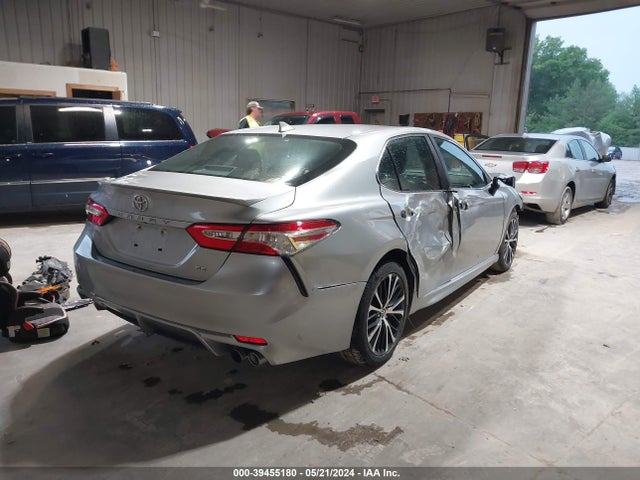 Toyota CAMRY SE 2020 4T1G11AK2LU929391 Image 4
