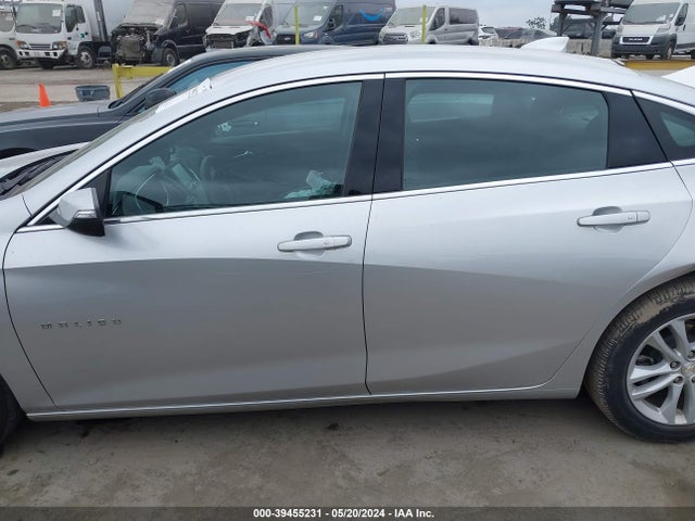 Chevrolet MALIBU LT 2018 1G1ZD5ST7JF197529 Image 14