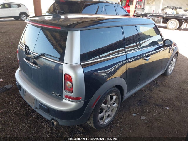 2008 MINI COOPER CLUBMAN WMWML33538TN68168 Photo 3