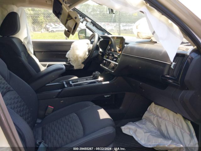 5N1DR3BC0NC244488 Nissan Pathfinder Sv 4wd