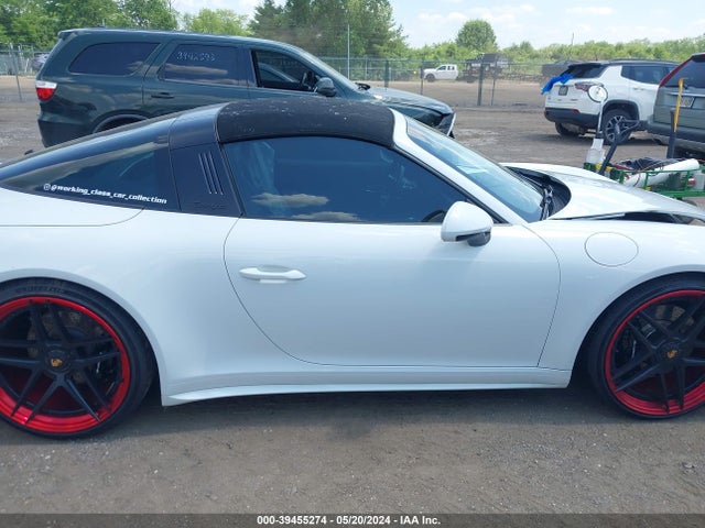 Porsche 911 Targa 4 Gts 2017 WP0BB2A91HS137136 Image 14