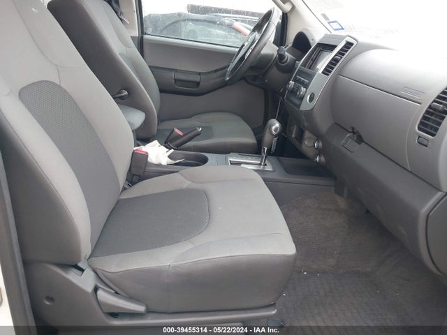 Nissan Xterra S 2014 5N1AN0NU2EN810897 Image 5
