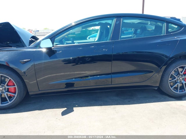 Tesla Model 3 Rear-wheel Drive 2022 5YJ3E1EA6NF333267 Image 13