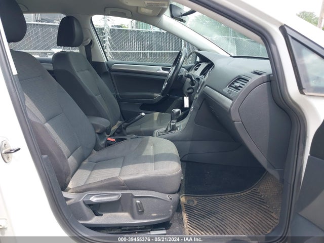 3VWC17AU2GM515848 Volkswagen Golf Sportwagen Tsi S 4-door