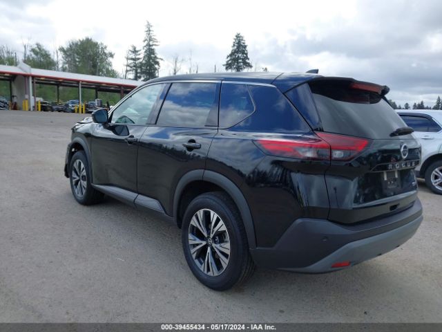 5N1AT3BA1MC739476 Nissan Rogue Sv Fwd