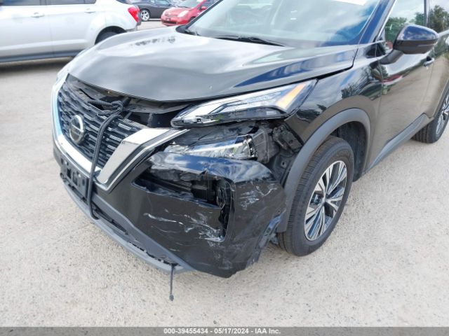 5N1AT3BA1MC739476 Nissan Rogue Sv Fwd