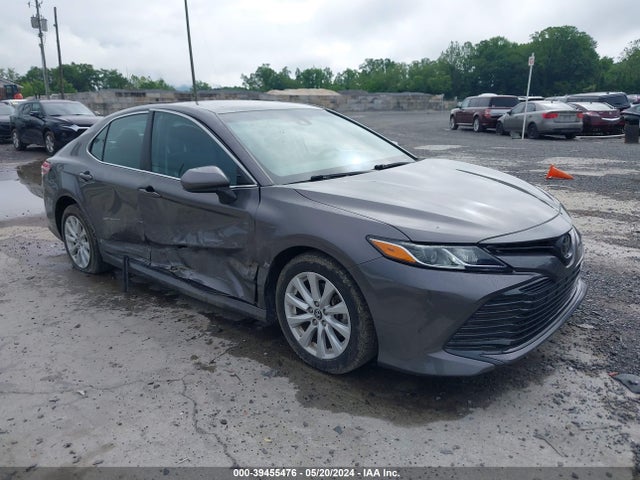 2018 4T1B11HK9JU125179 main image