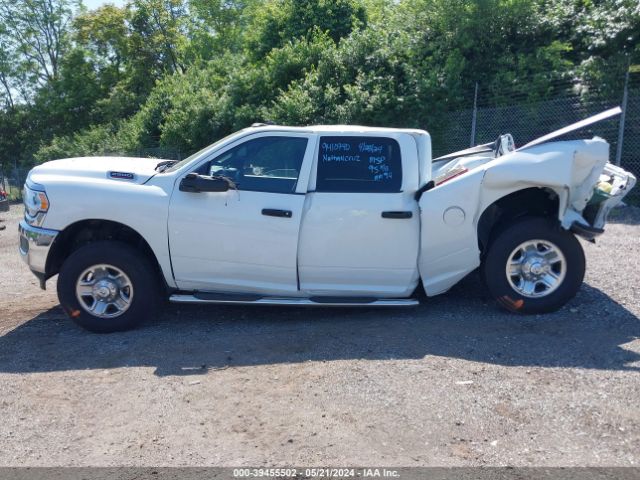 3C6UR5CJ5RG135919 RAM 2500 Tradesman  4x4 6'4 Box
