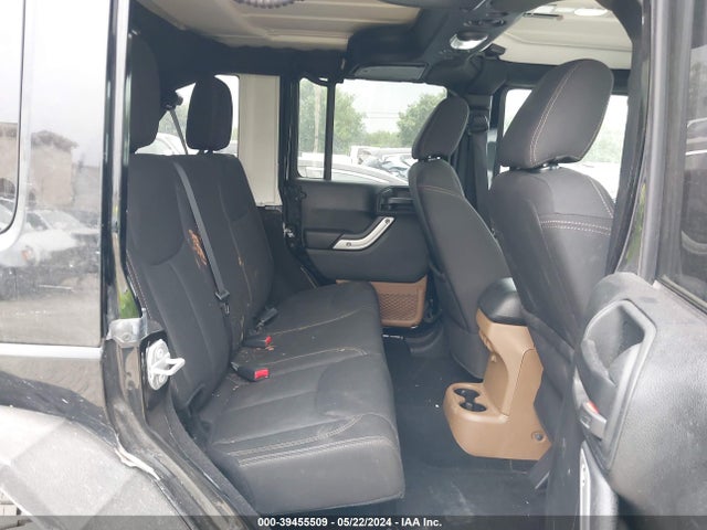 1C4BJWEG1HL737944 Jeep Wrangler Unlimited Sahara 4x4