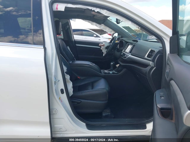 Toyota Highlander Xle V6 2016 5TDKKRFH3GS155038 Image 5