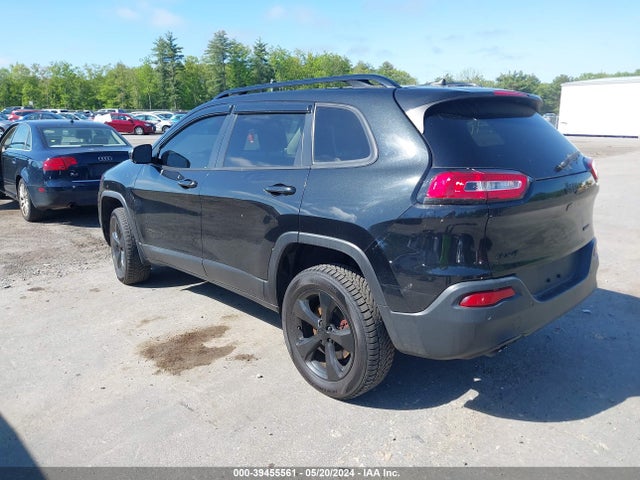 1C4PJMCB3FW756525 Jeep Cherokee Latitude Altitude