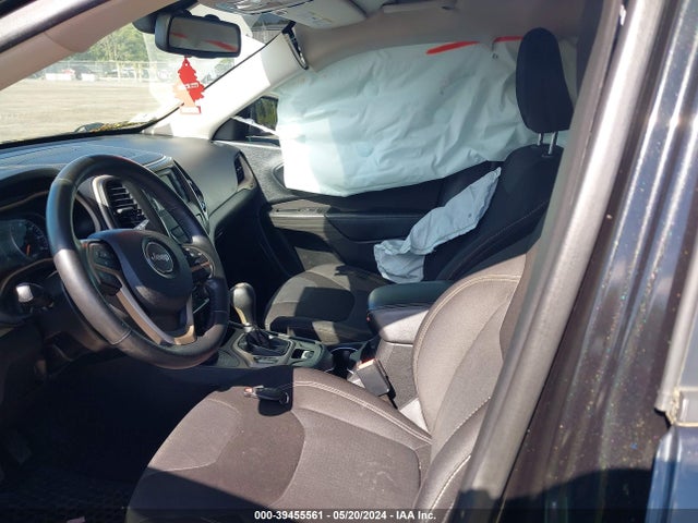 1C4PJMCB3FW756525 Jeep Cherokee Latitude Altitude