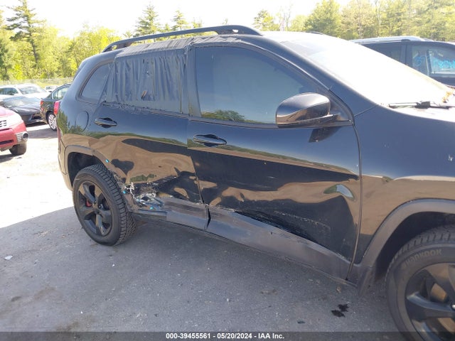 1C4PJMCB3FW756525 Jeep Cherokee Latitude Altitude