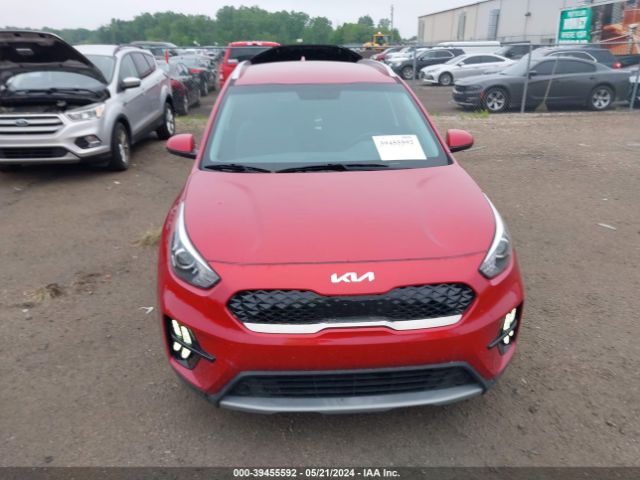 KNDCB3LC9N5512204 KIA NIRO LX