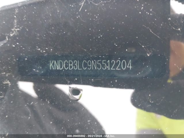 KNDCB3LC9N5512204 KIA NIRO LX