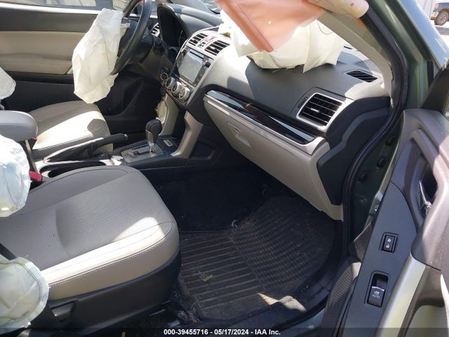 Subaru Forester 2.5i Limited 2017 JF2SJAJC4HH406799 Image 5