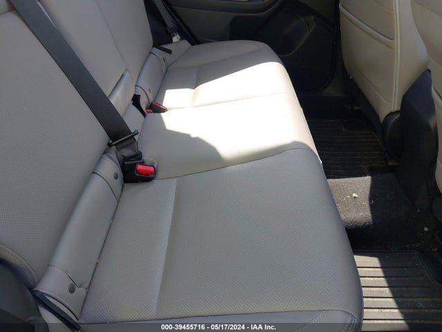 Subaru Forester 2.5i Limited 2017 JF2SJAJC4HH406799 Image 8