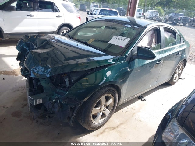 Chevrolet Cruze 1lt Auto 2015 1G1PC5SB1F7175206 Image 2