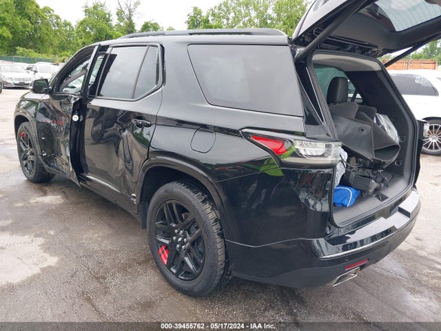 Chevrolet Traverse Premier 2018 1GNERKKWXJJ121002 Image 3