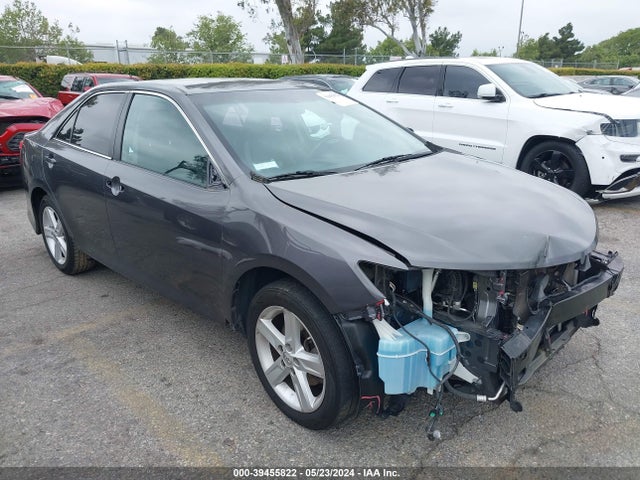 Toyota CAMRY SE 2014 4T1BF1FKXEU843768 main image