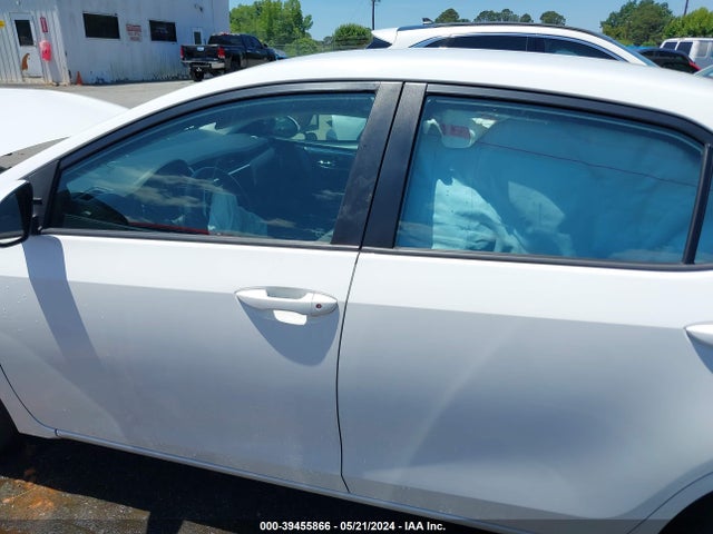 Toyota COROLLA SE 2019 5YFBURHE0KP869434 Image 13