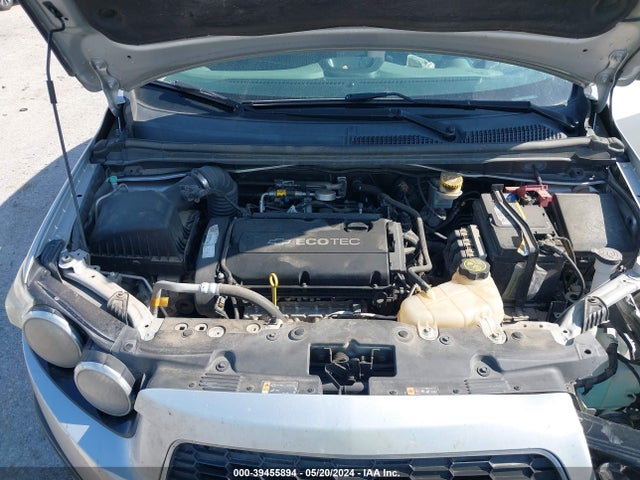 Chevrolet Sonic Lt Auto 2014 1G1JC5SH4E4225977 Image 10
