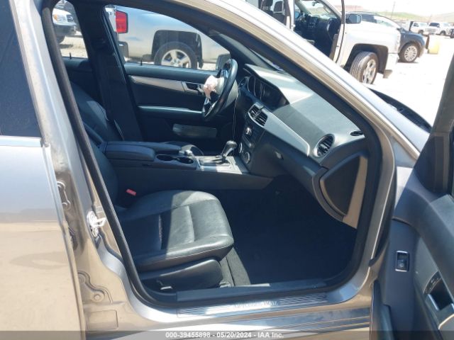 WDDGF4HB2EG211232 Mercedes-Benz C 250 Luxury/sport