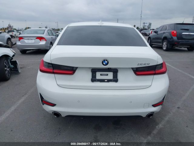 WBA5R1C50KAJ99117 BMW 330I