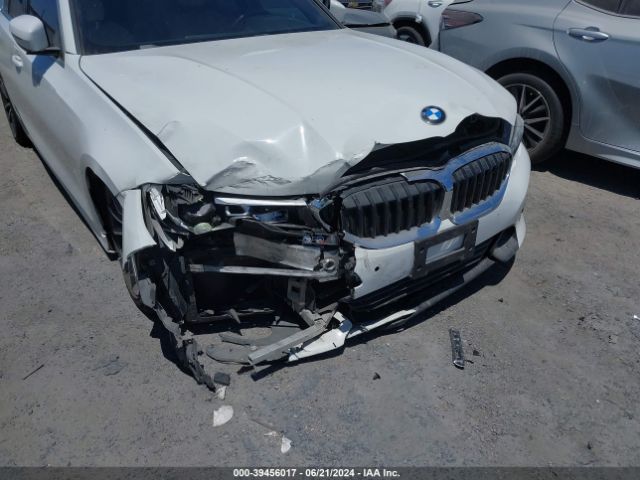 WBA5R1C50KAJ99117 BMW 330I