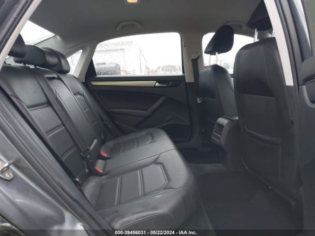 1VWAS7A32FC119978 Volkswagen Passat 1.8t Limited Edition