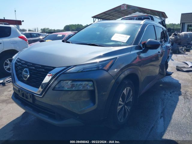 5N1AT3BB7MC823598 Nissan Rogue Sv Intelligent Awd