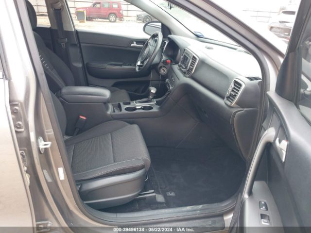 KNDPM3AC3J7456483 KIA Sportage Lx